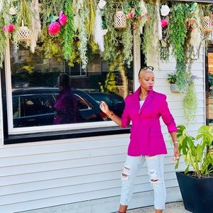 Alex Vinash Pink Tailored Blazer. Size M.